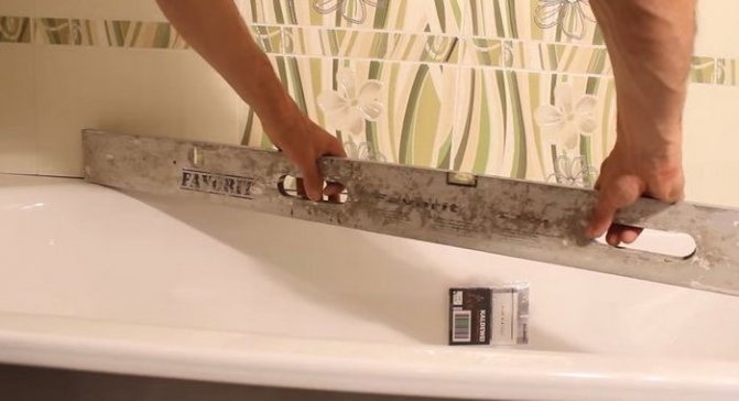 Как установить чугунную ванну без ножек