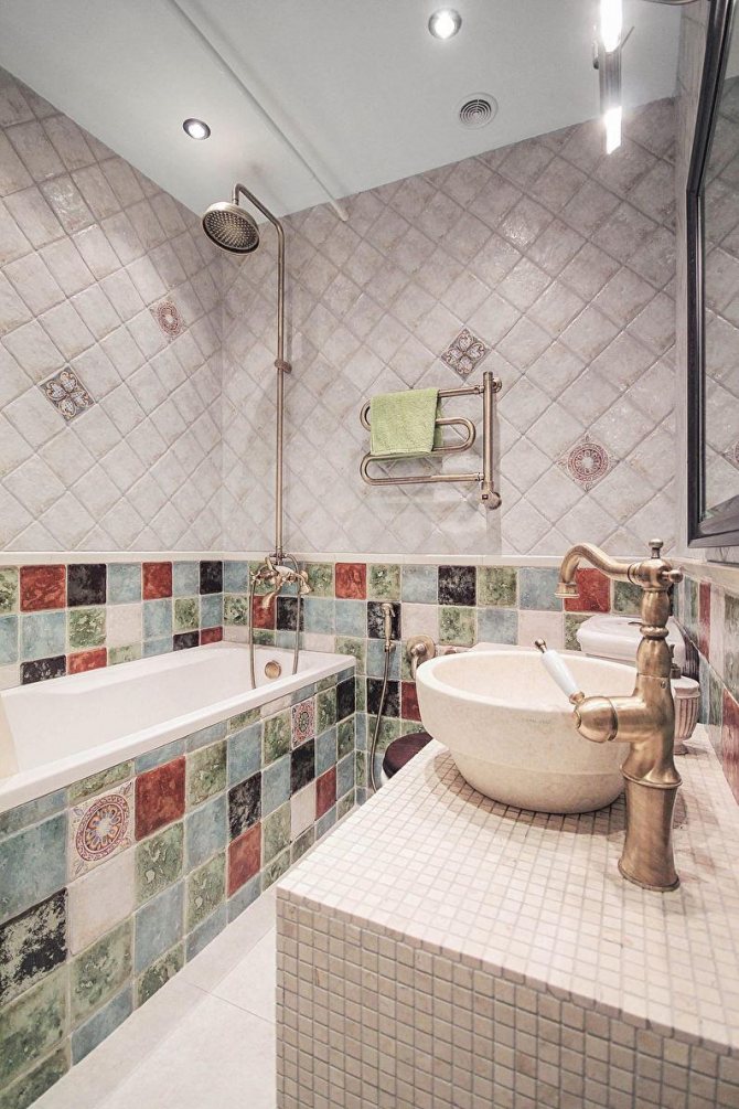 Дизайн ванной комнаты в хрущевке - классический стиль интерьера