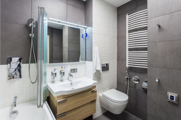 Маленькая ванная комната в современном стиле - Дизайн интерьера