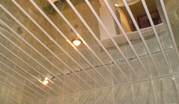 Подвесной потолок армстронг для ванной комнаты